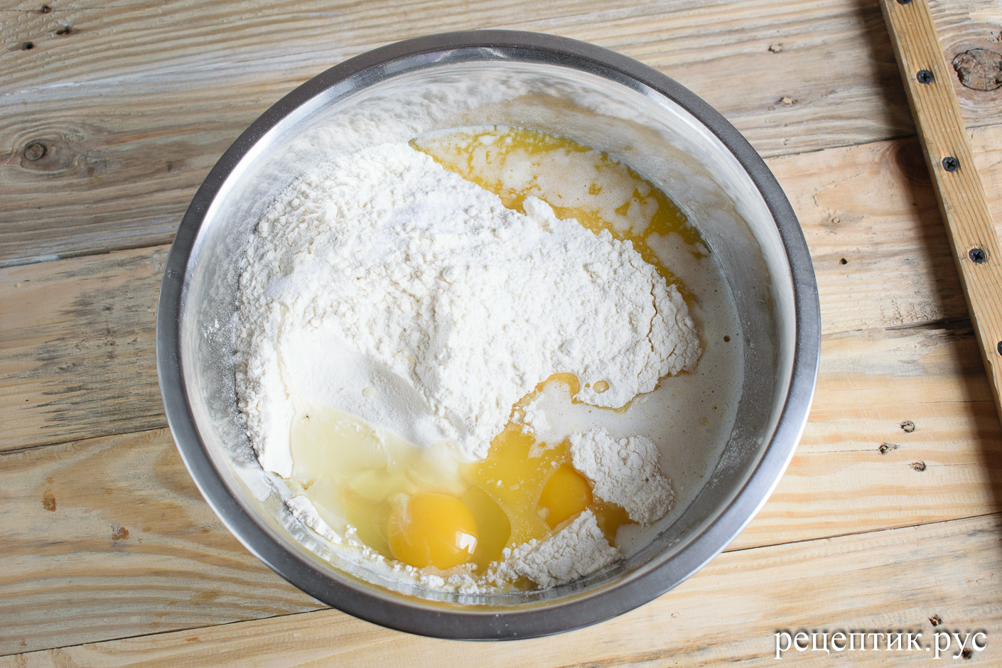 Кекс на кефире — простой, быстрый и вкусный - рецепт с фото, шаг 1