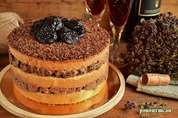 Винный торт с черносливом и шоколадом - рецепт с фото, результат